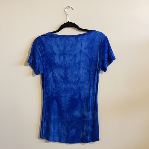 Tahari T-shirt - Picture 2 of 5